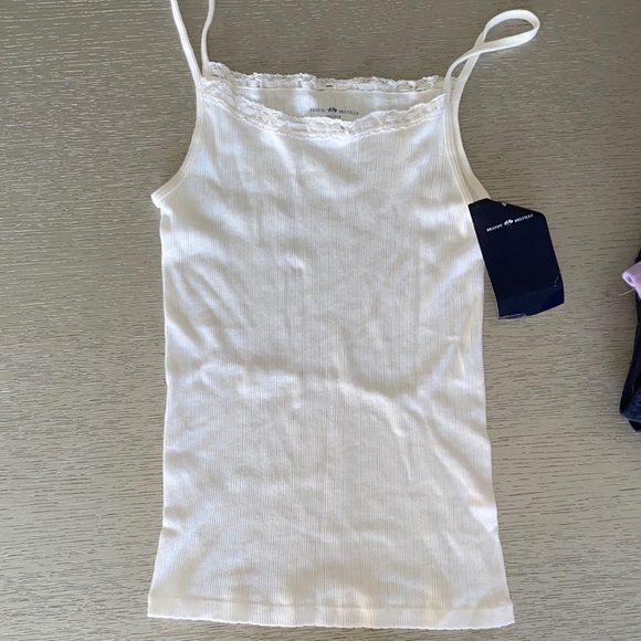 Brandy Melville top - Picture 1 of 1